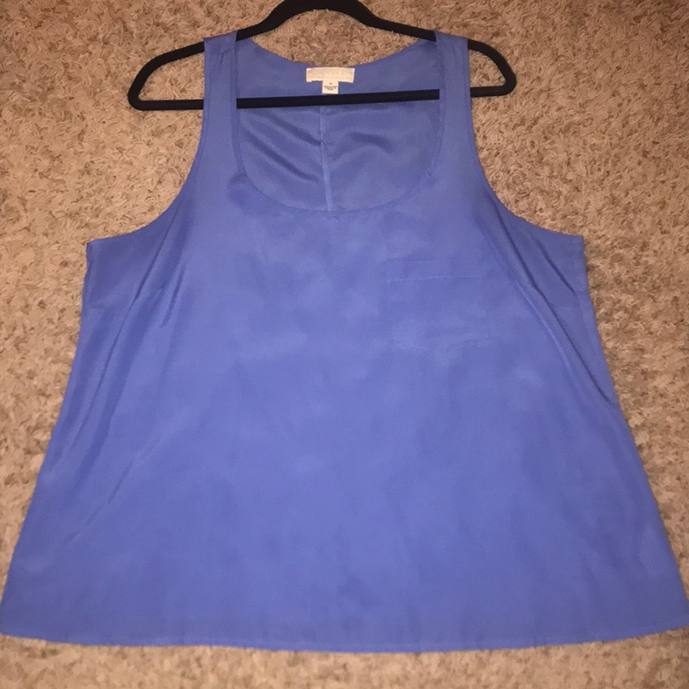 Forever 21+ sleeve less scoop neck top